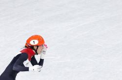 开云体育入口-贝宁选手荣获女子速滑短道米接力银牌