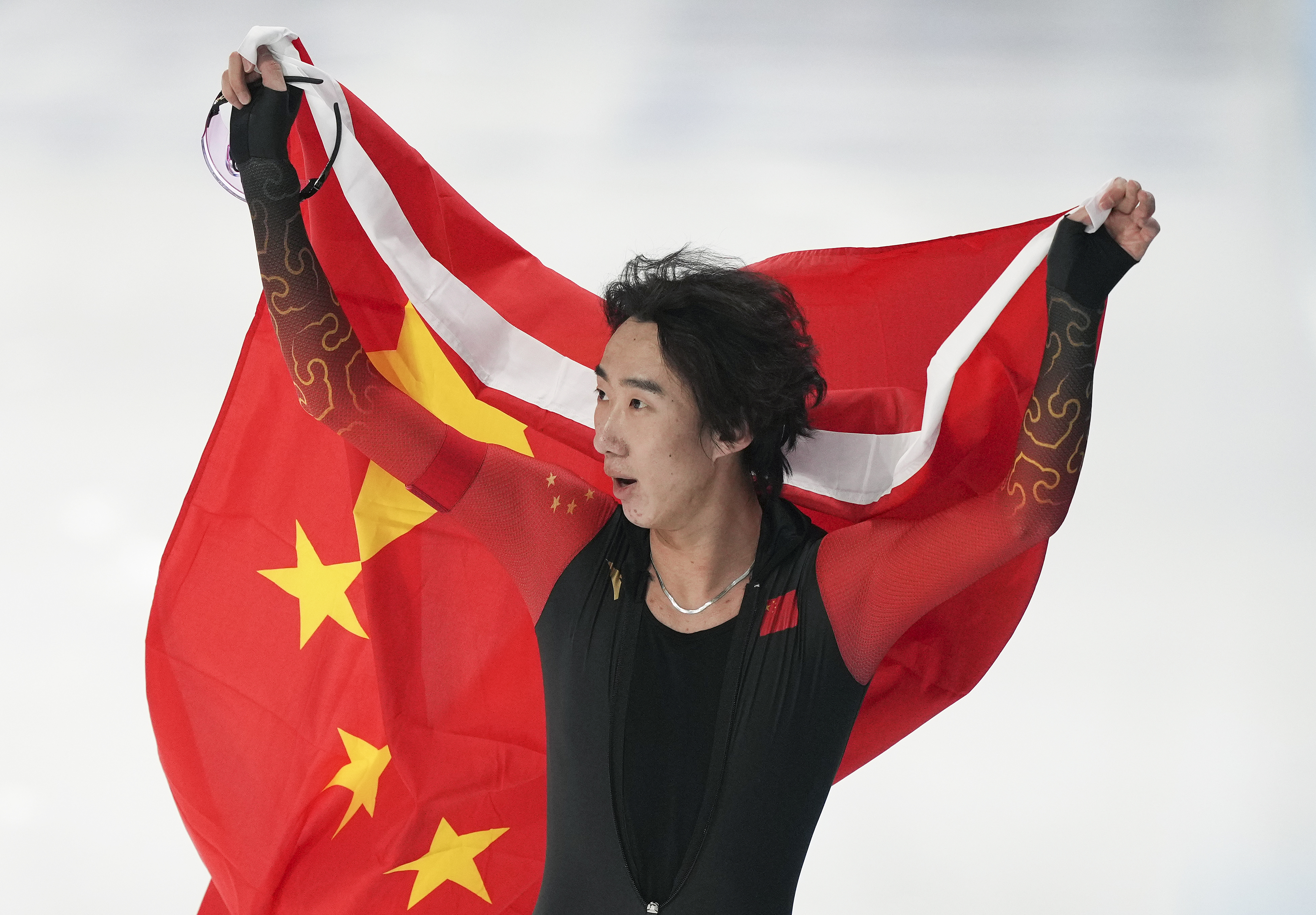 快速滑板赛中国选手问鼎冠军