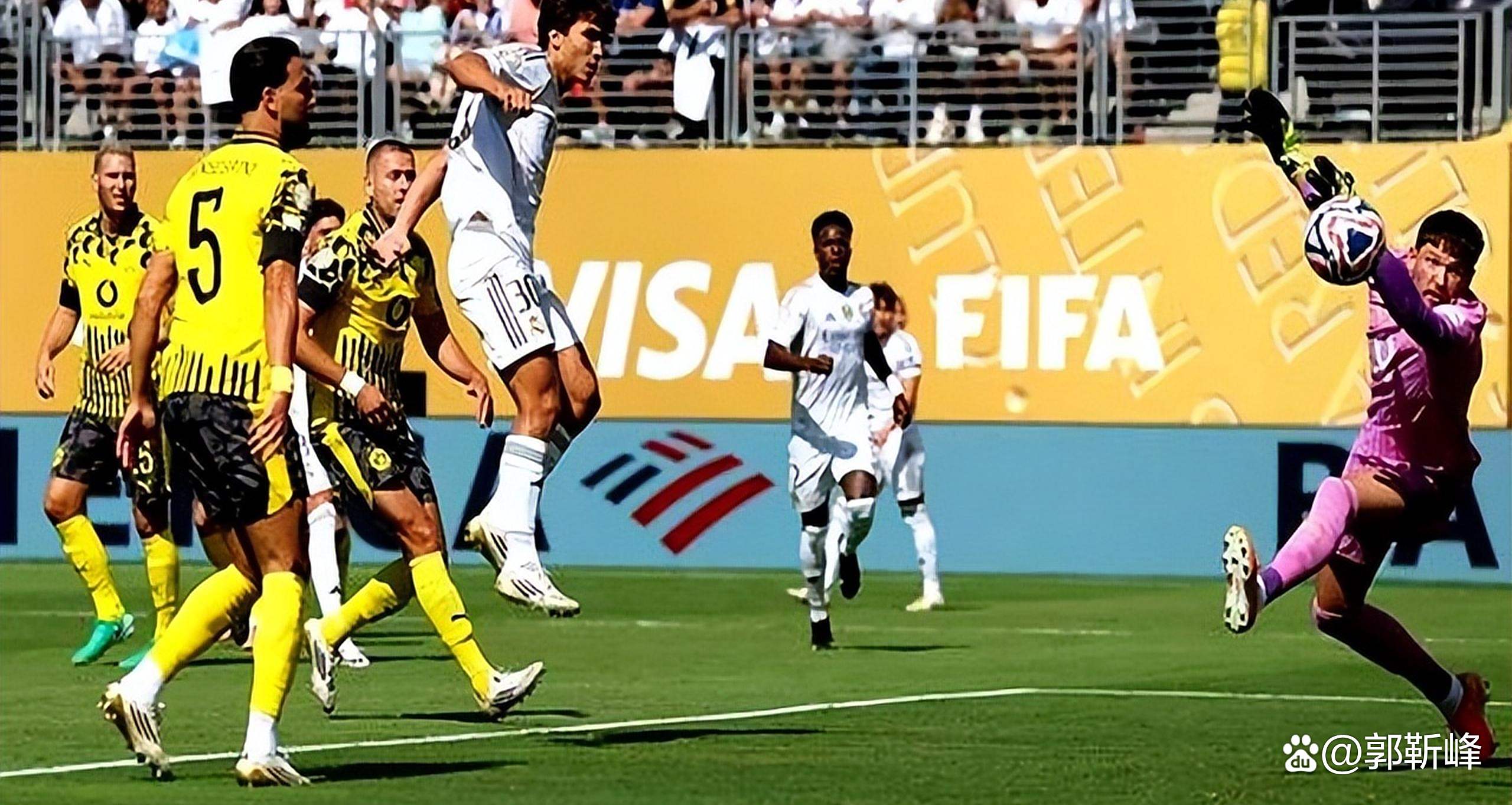 皇马凭借绝杀淘汰拜仁，晋级决赛