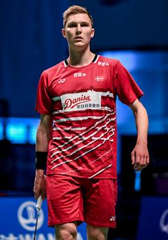 英格兰羽毛球队险胜丹麦羽毛球队,安赛龙制霸全场的简单介绍 英格兰羽毛球队险胜丹麦羽毛球队,安赛龙制霸全场的简单介绍