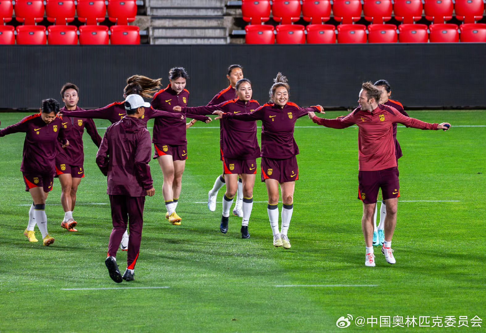 关于促进交流:女足比赛体现国际友谊的信息 关于促进交流:女足比赛体现国际友谊的信息