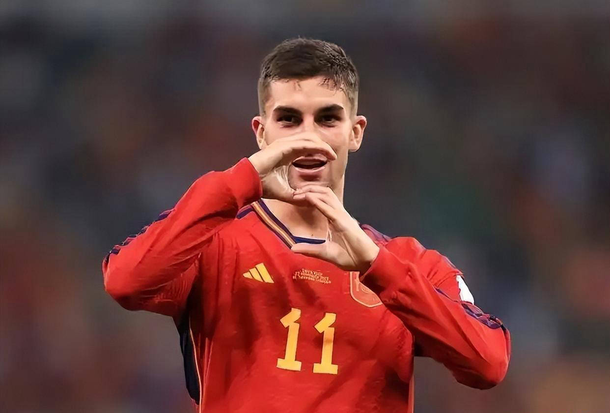 包含曼联主教练图拔再战欧冠，期待胜利的词条