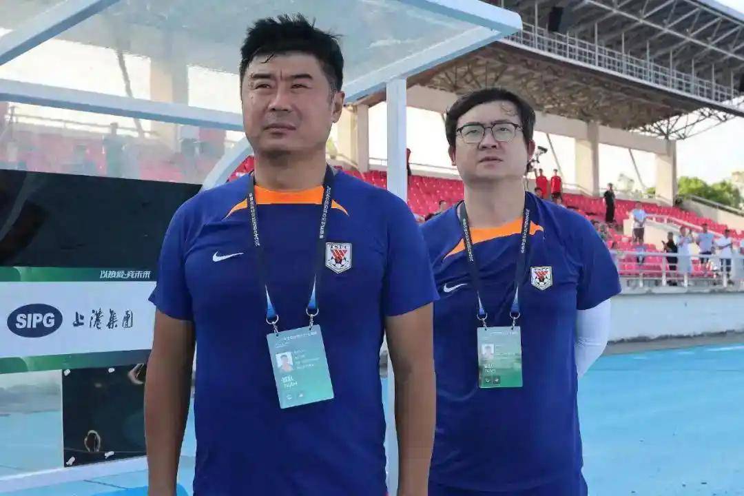 关于精神状态高昂，球队信心满满备战的信息