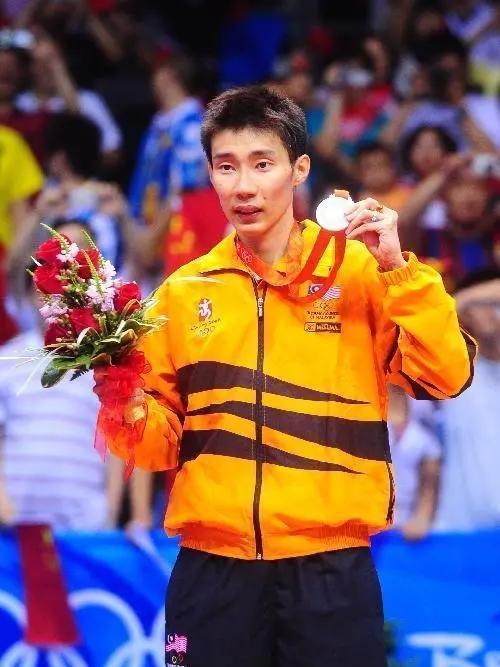 韩国羽毛球队绝地反击中国羽毛球队,李宗伟绝境逆转的简单介绍 韩国羽毛球队绝地反击中国羽毛球队,李宗伟绝境逆转的简单介绍