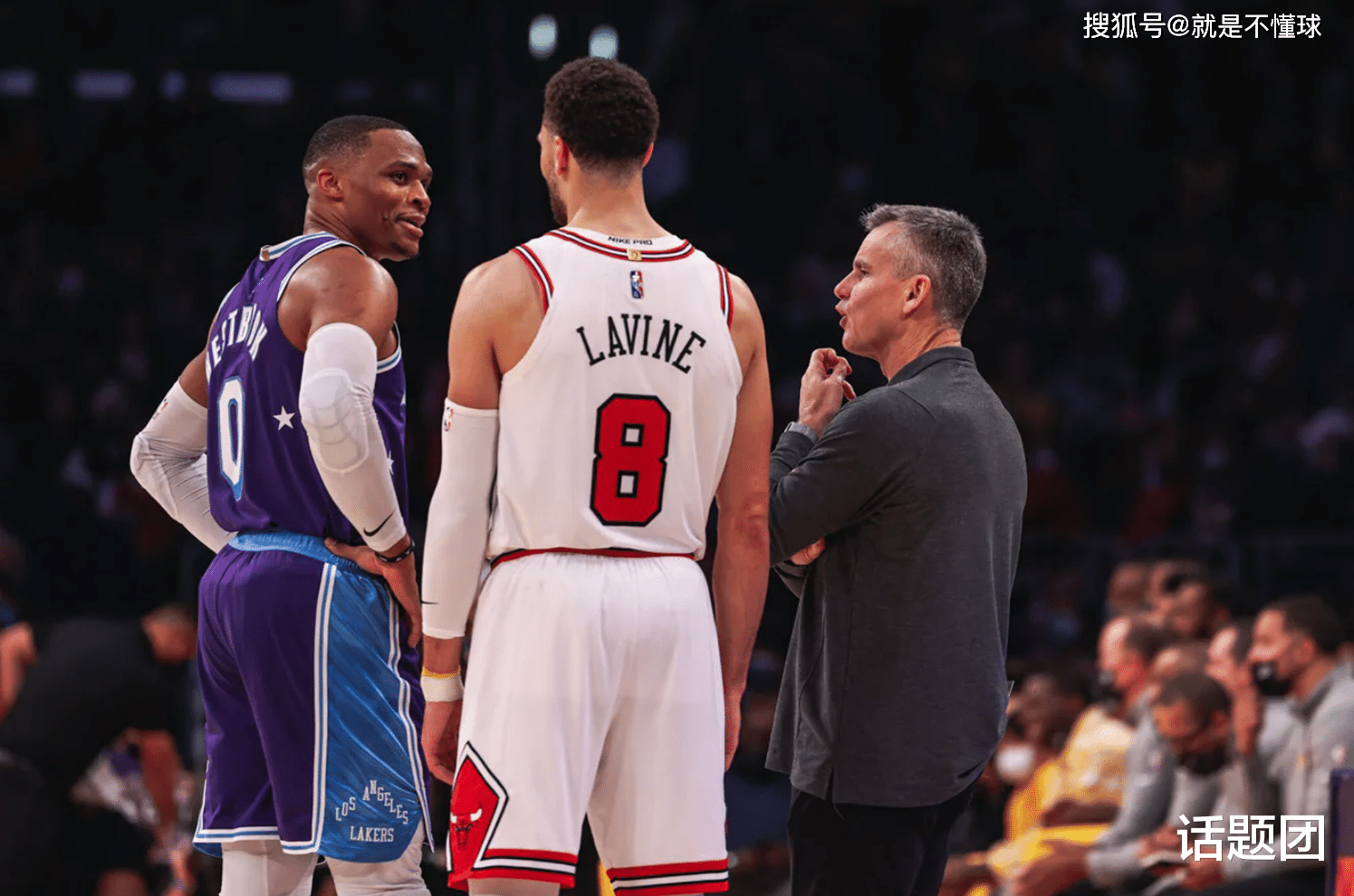 关于雷霆鏖战猛龙，拉文带队取胜的信息