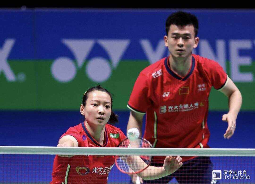 韩国队绝杀日本队，黄鸭组合刷新纪录的简单介绍