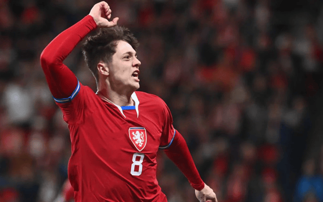 瑞典队鏖战德国队，奥恰洛夫状态火热